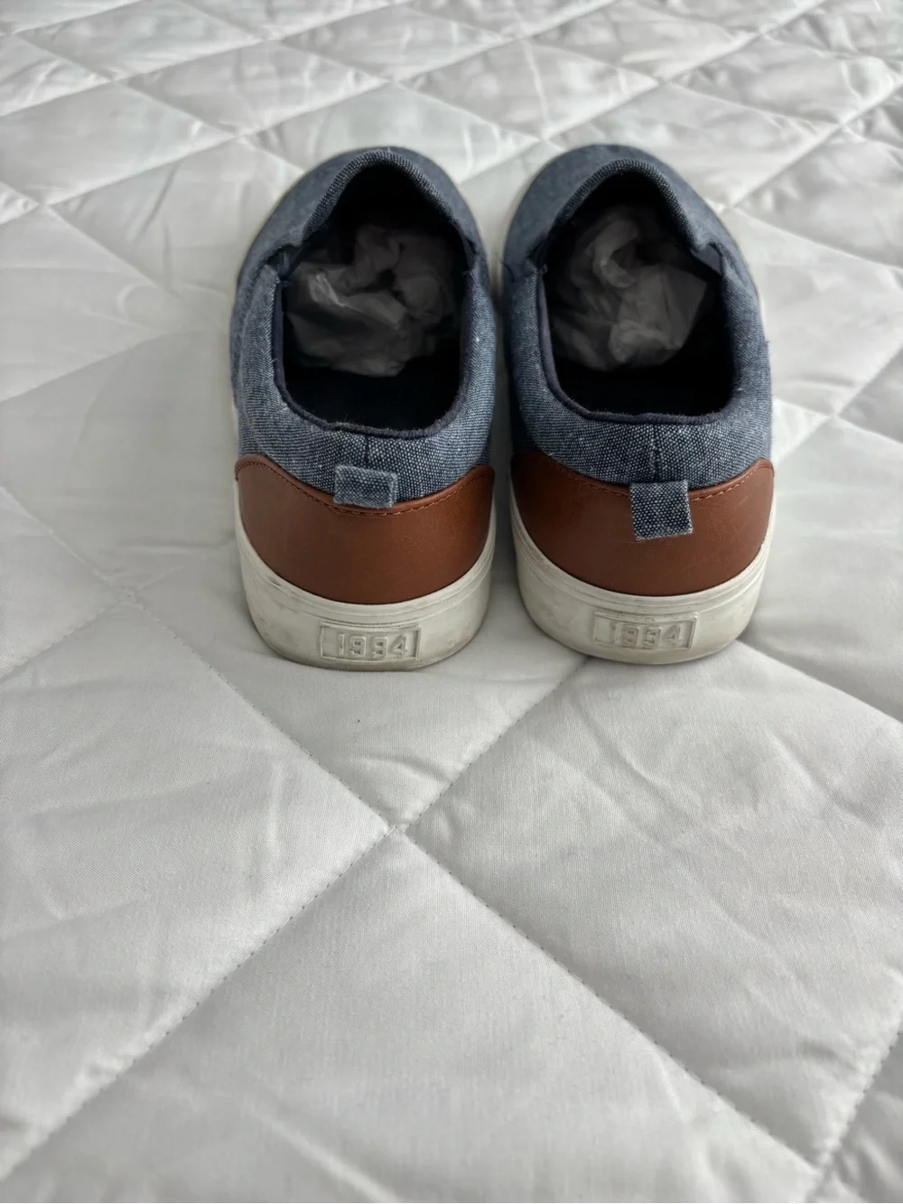 ON Chambray Kids Slip-On Sneakers